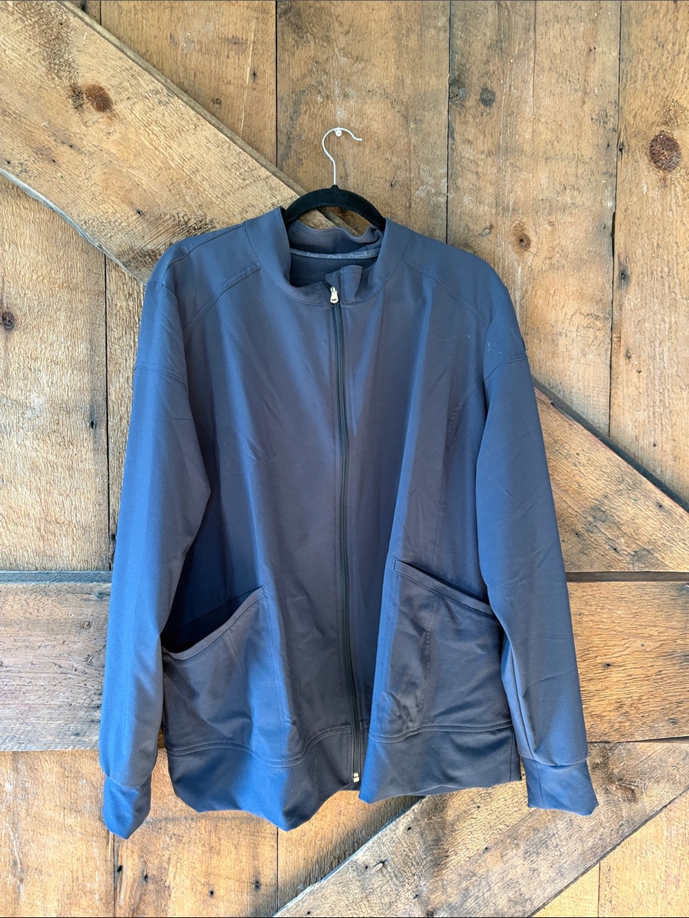 Lightweight black Zip-Front Shirt Jacket